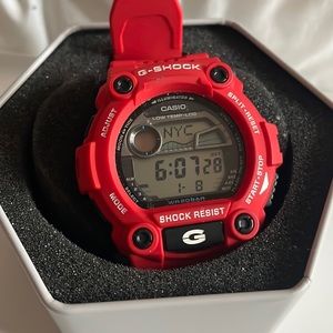 G-SHOCK Casio Men’s G7900A - Digital Sport Watch New (Red)
